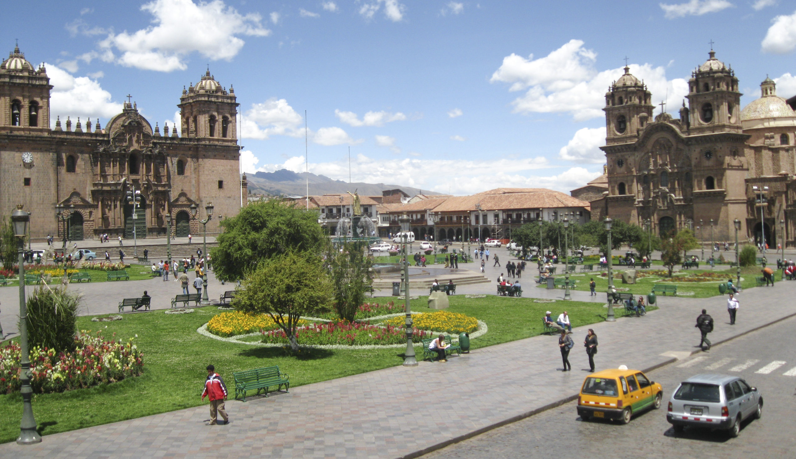 Plaza_de_Armas_del_Cuzco