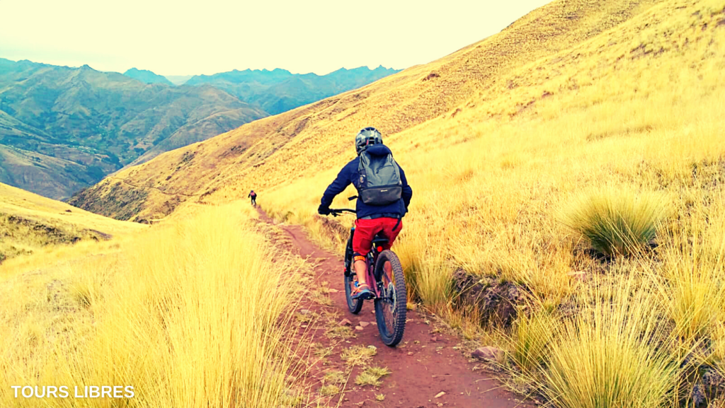 Tour en Bicicleta Huchuy Qosqo Cusco